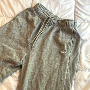 Alo Yoga accolade sweatpants